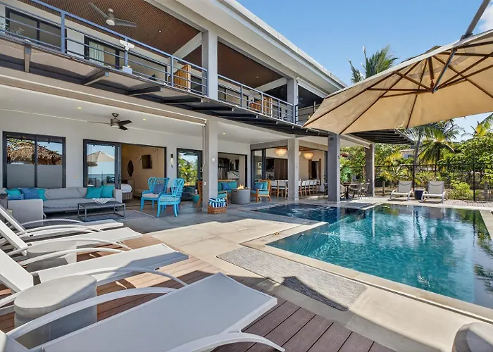 Villa Luxury Beachfront Estate W Private Chef, Full Staffconcierge Amenities