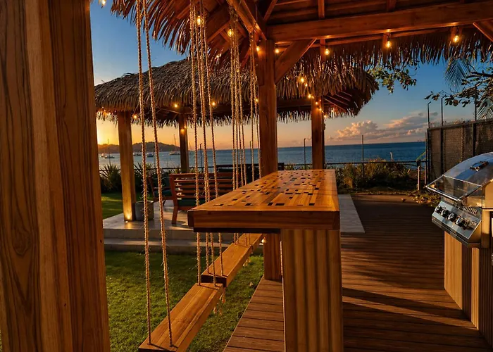 Luxury Beachfront Estate W Private Chef, Full Staffconcierge Amenities Villa
