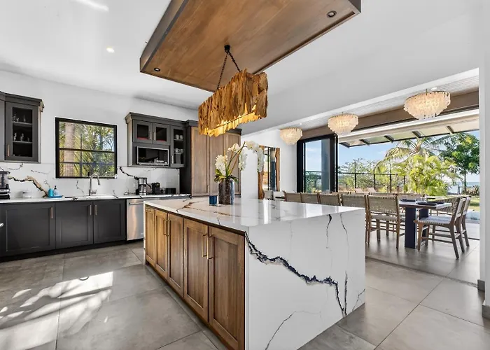 Luxury Beachfront Estate W Private Chef, Full Staffconcierge Amenities